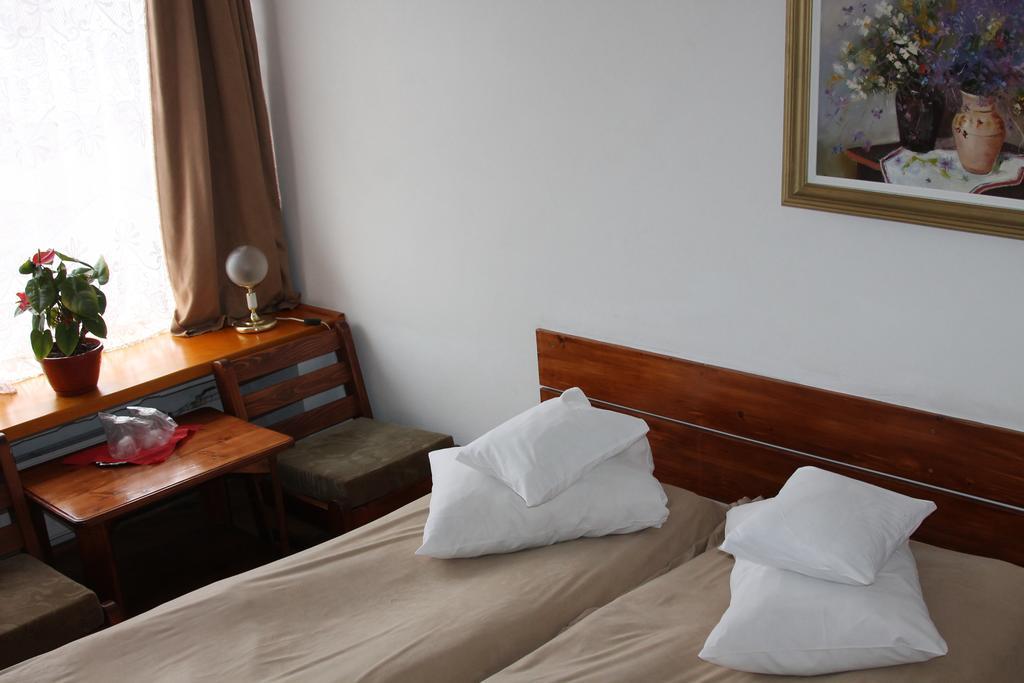 Hotel Zimbru Moldvahosszúmező Kültér fotó